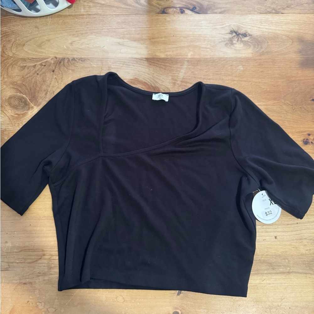 Black Fitted Crop Blouse with 3/4 Sleeves